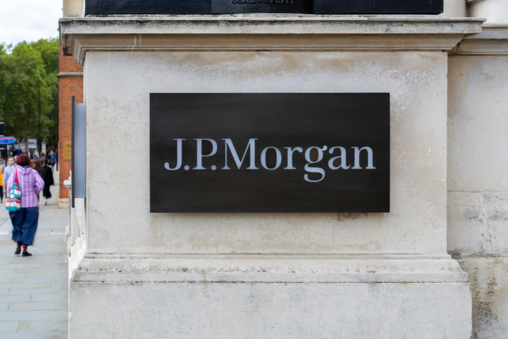 How-JPMorgan-Thrives-Amid-Tough-Competition-in-Banking