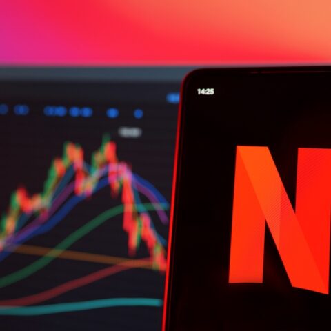 Netflix's-Earnings-Surprise-Pushes-Stock-Up-11%