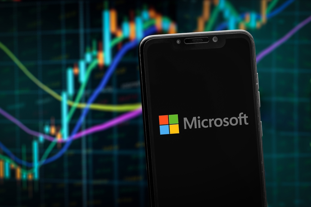 Microsoft-Beats-Expectations-with-Strong-Q1-Cloud-Performance-but-Faces-Competitive-AI-Landscape