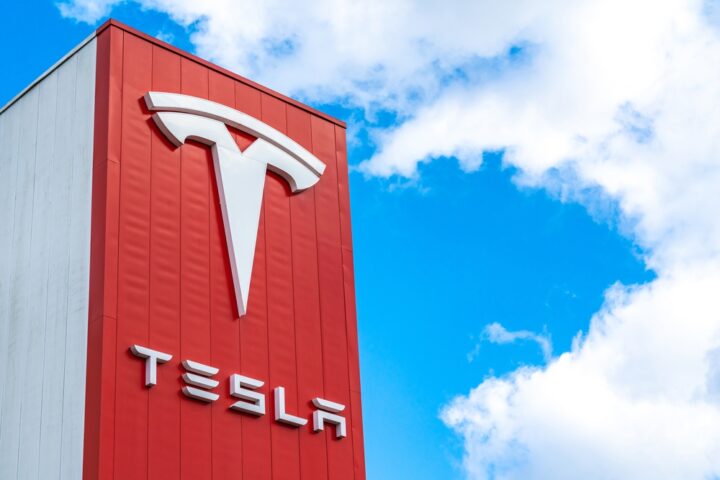 Tesla-Stock-Dips-as-Autonomy-Plans-Leave-Investors-Doubtful