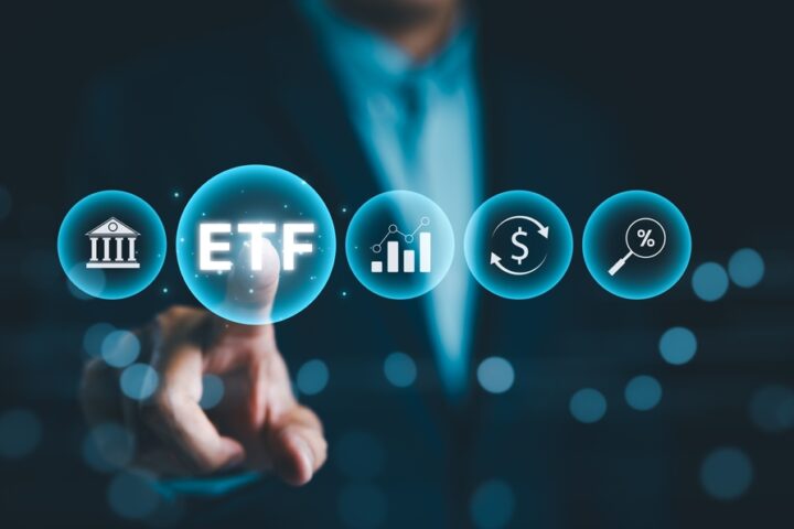 Why-ETFs-Are-Outpacing-Mutual-Funds-4-Key-Factors-Driving-Growth