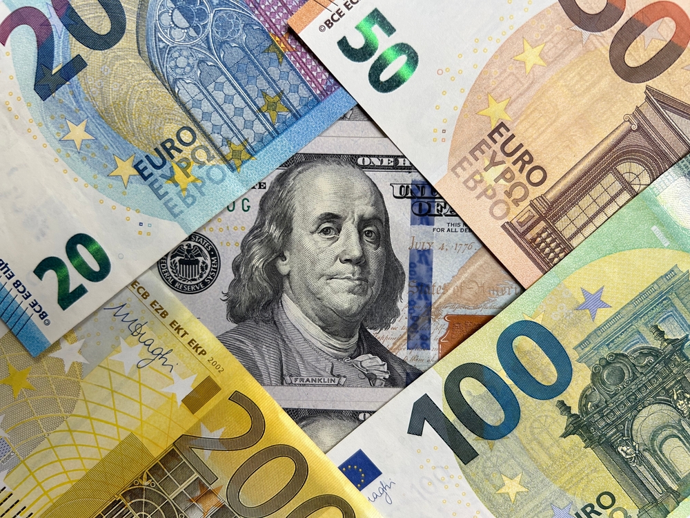 EUR-USD-Recovery-Holds-Near-1.0830-Amid-Dollar-Weakness-and-ECB-Rate-Speculation