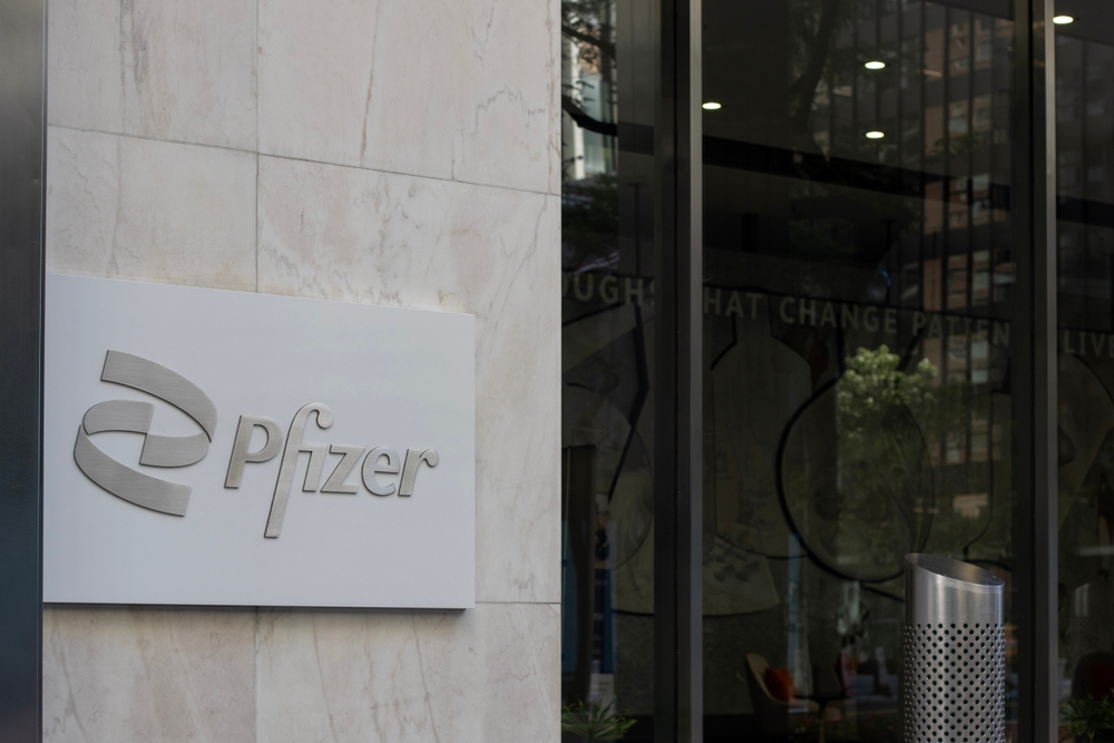 Pfizer-Raises-Revenue-Outlook-Amid-Pressure-to-Prove-Post-COVID-Value