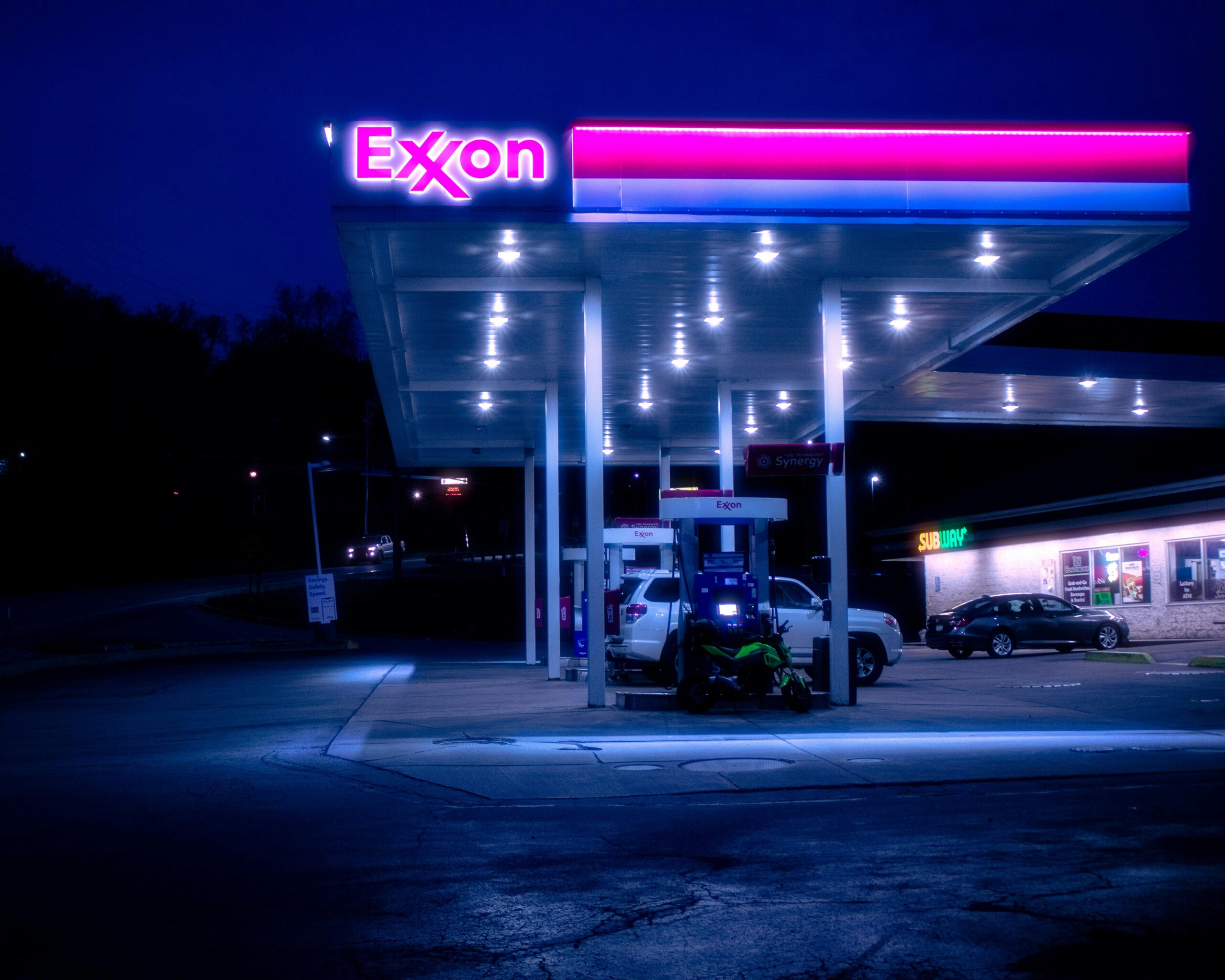 Exxon-Beats-Q3-Profit-Estimates-Boosted-by-Pioneer-Output