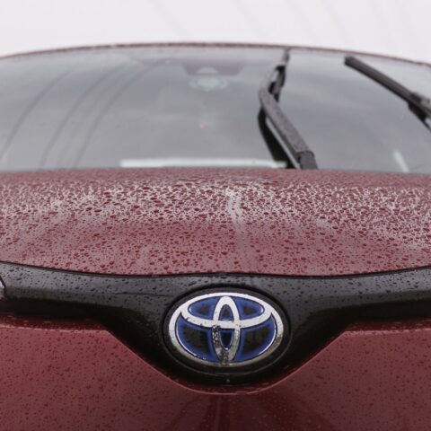 Toyota-Warns-California-EV-Mandates-'Impossible'-to-Meet-by-2026