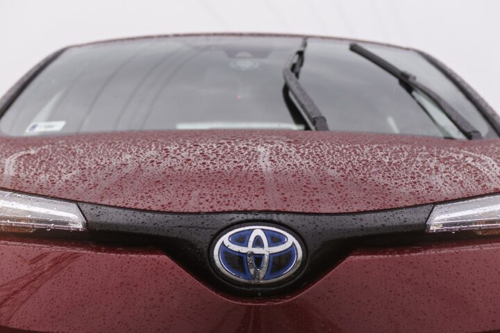 Toyota-Warns-California-EV-Mandates-'Impossible'-to-Meet-by-2026