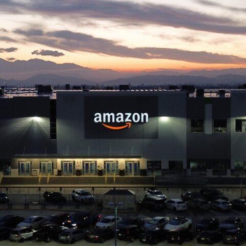 amazon-showcases-cloud-innovations-at-aws-reinvent-amid-strong-cyber-monday-performance