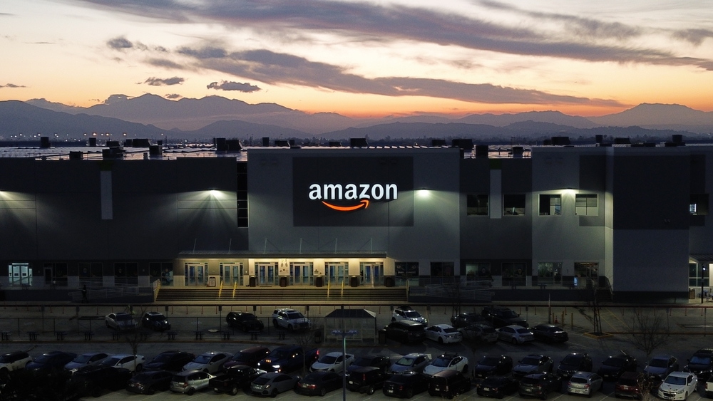 amazon-showcases-cloud-innovations-at-aws-reinvent-amid-strong-cyber-monday-performance