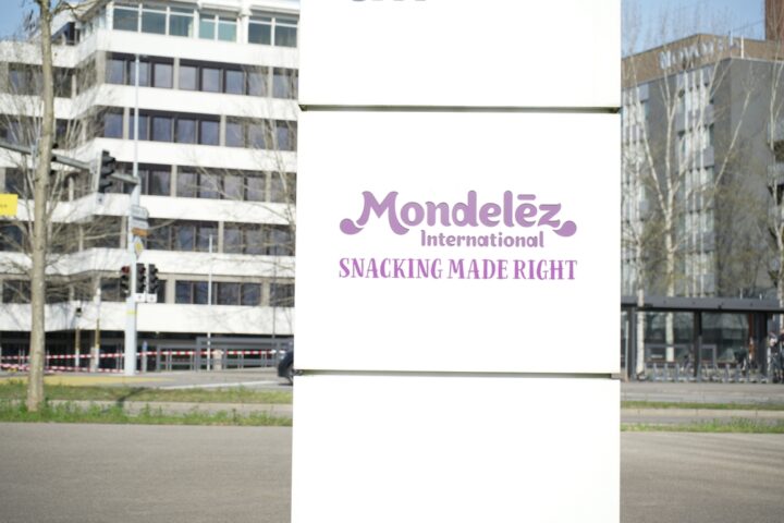 Mondelez-Explores-Hershey-Acquisition-in-Potential-50-Billion-Deal