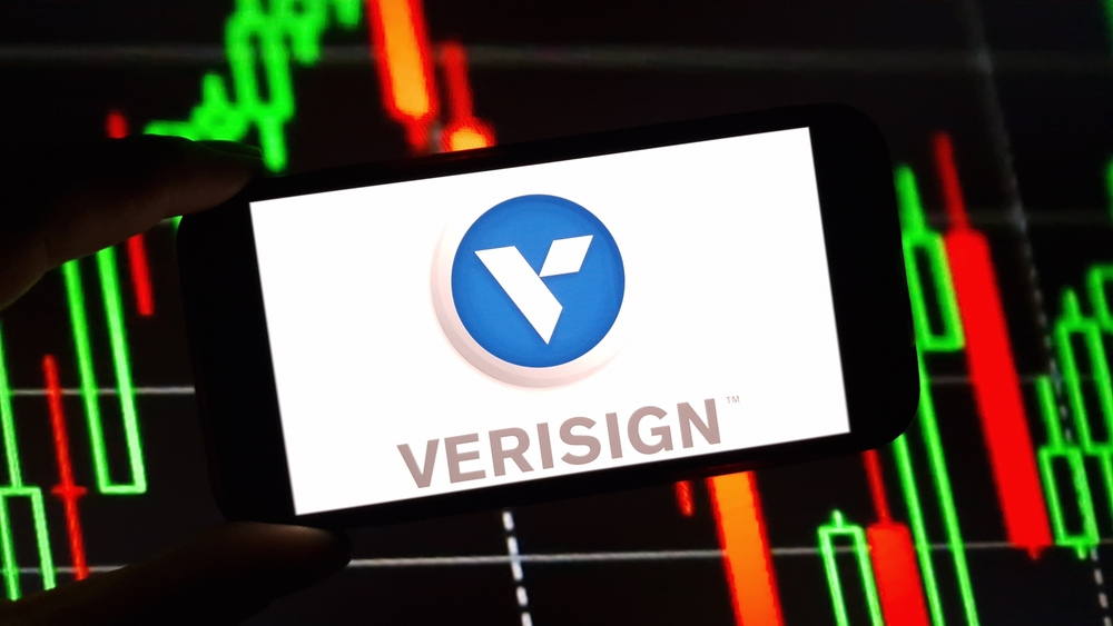 Berkshire-Hathaway-Increases-Stake-in-VeriSign-Becomes-Largest-Shareholder