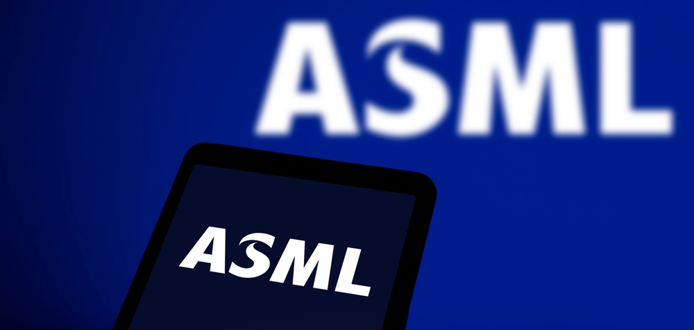 asml-crushes-q4-expectations-with-169%-surge-in-bookings