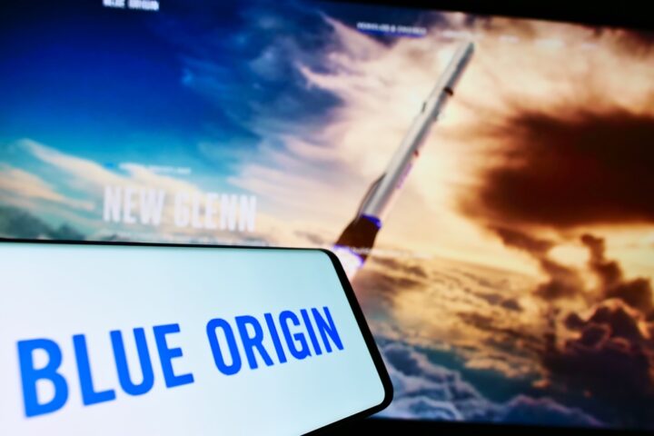 blue-origin-new-glenn-rocket-successfully-reaches-orbit