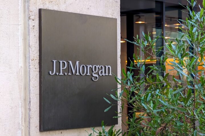 jpmorgan-promotes-jennifer-piepszak-to-coo-amid-leadership-shuffle