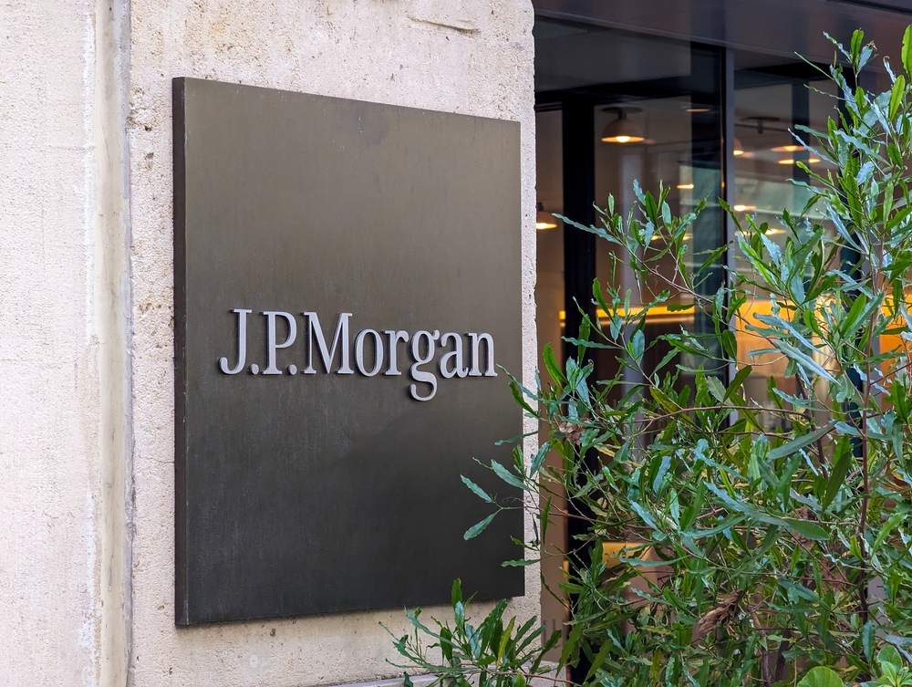 jpmorgan-promotes-jennifer-piepszak-to-coo-amid-leadership-shuffle