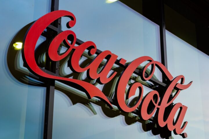 coca-cola-enters-the-prebiotic-soda-market-with-simply-pop