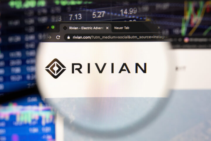 rivian-expands-van-sales-beyond-amazon-to-all-u.s.-fleets