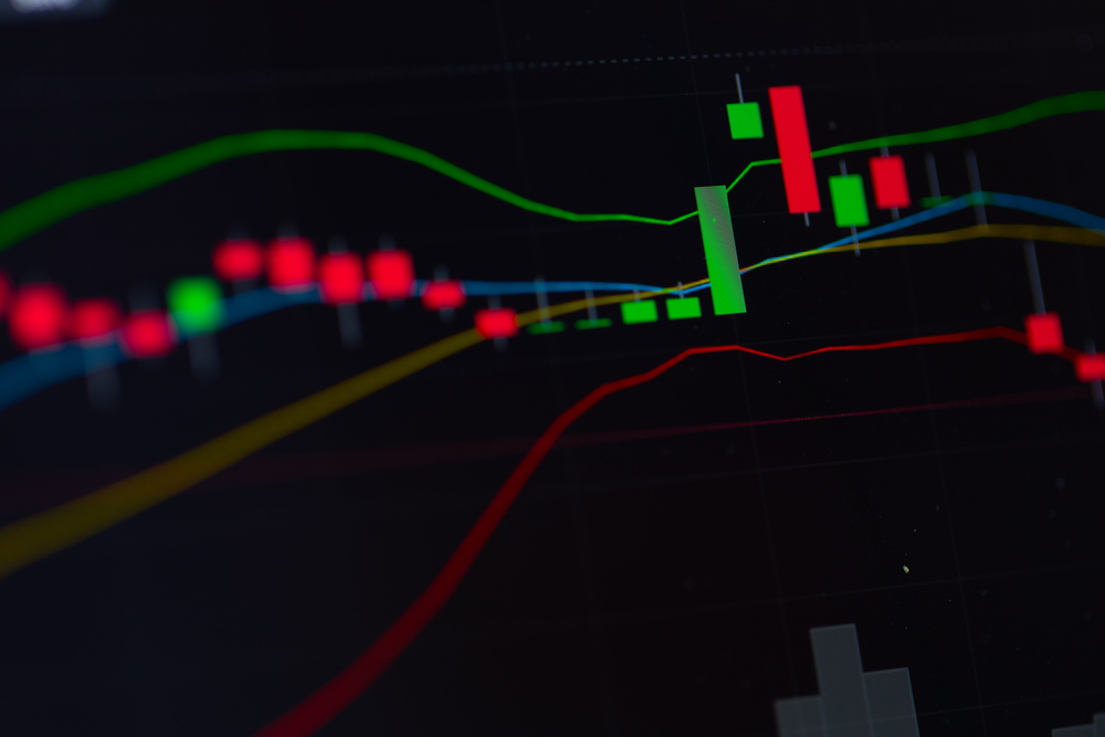 us-stocks-mixed-as-markets-weigh-tariffs-and-fed-minutes