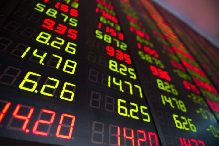 stocks-drop-amid-trade-tensions-and-fed-uncertainty