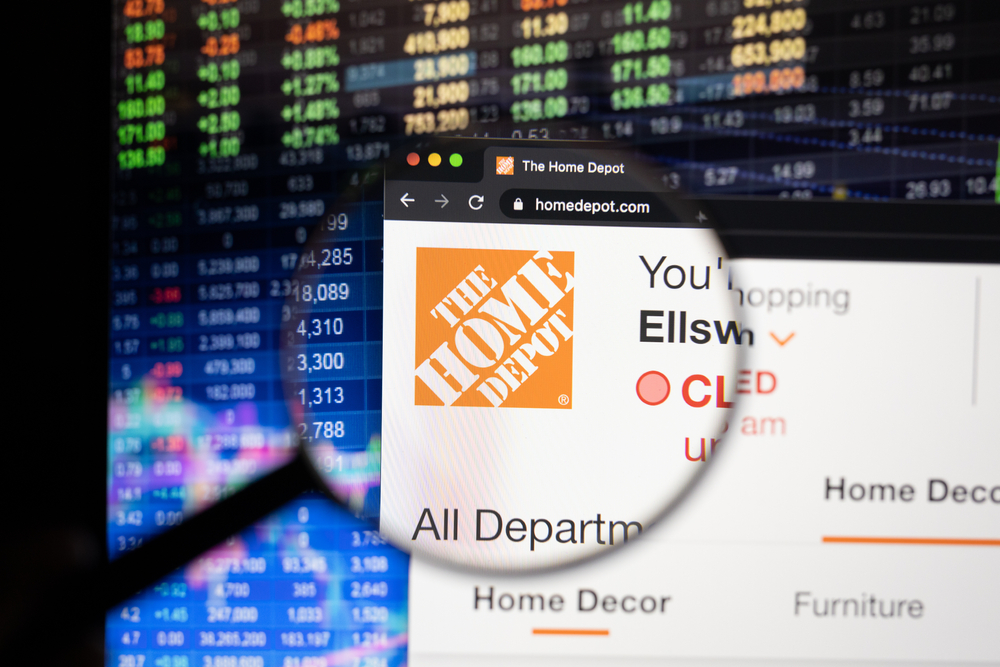 home-depot-maintains-sales-forecast,-no-price-hikes-for-now