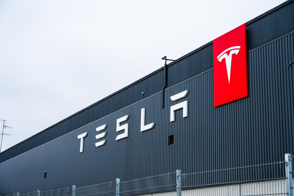tesla-faces-declining-sales-and-rising-competition
