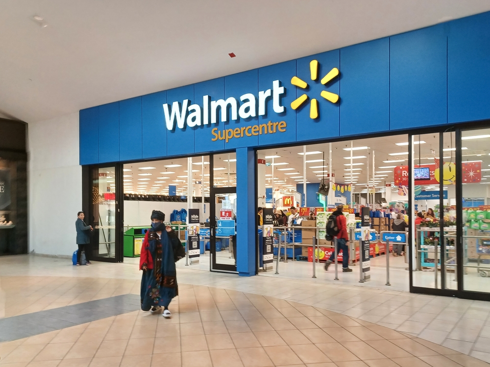 walmart-tests-'dark-stores'-to-speed-up-online-orders