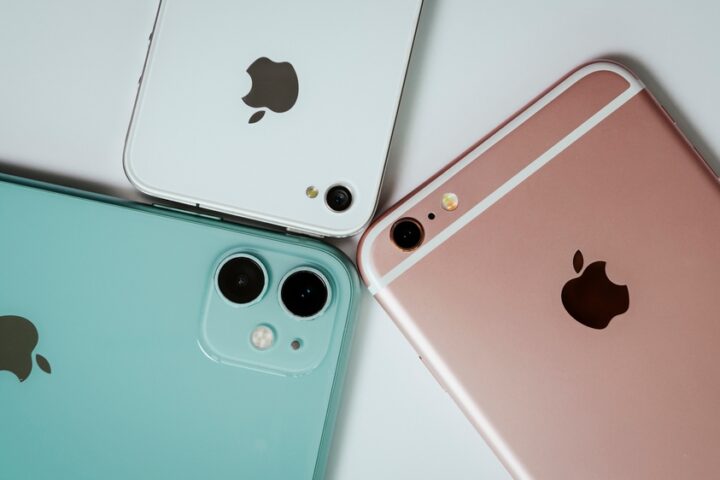 apple's-iphone-fold-reportedly-on-track-for-2026