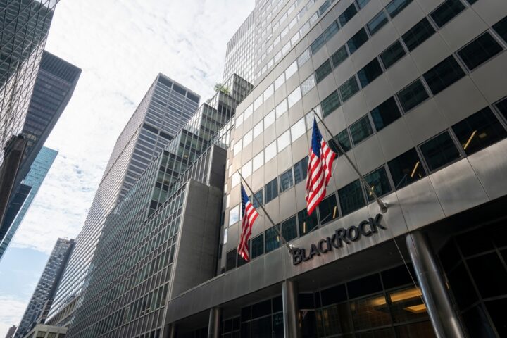 blackrock-shares-tumble-despite-strong-q2-results