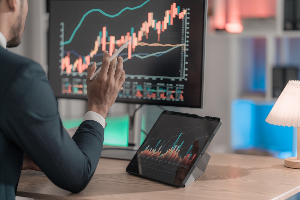 s&p-500,-nasdaq-hit-records-after-strong-jobs-report