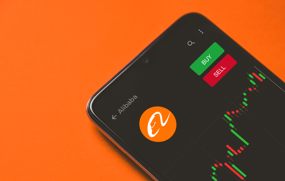 alibaba-surprises-with-profits,-cloud-powers-growth