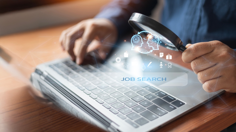 “job-hugging”-gains-ground-in-uncertain-labor-market