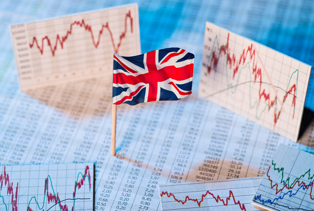 uk-economy-stalls-in-july,-pressuring-autumn-budget