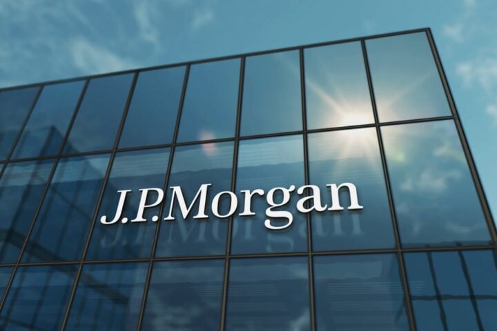 jp-morgan-ceo-warns-of-us-market-correction-risk
