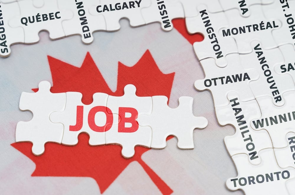 canada-adds-67,000-jobs,-jobless-rate-drops-to-6.9%