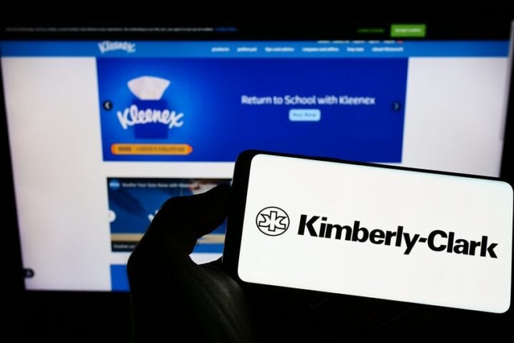 kimberly-clark-to-acquire-kenvue-in-$48.7b-deal