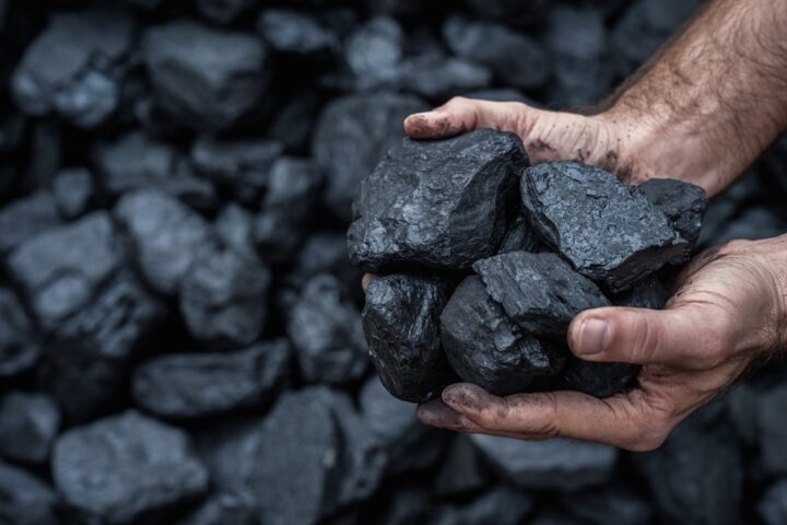 global-coal-use-peaks-as-energy-transition-gains-pace