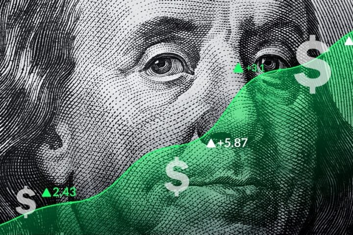 dollar-edges-higher-as-jobs-report-looms