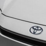 toyota-us-sales-rise-8%-in-2025-on-electrified-demand