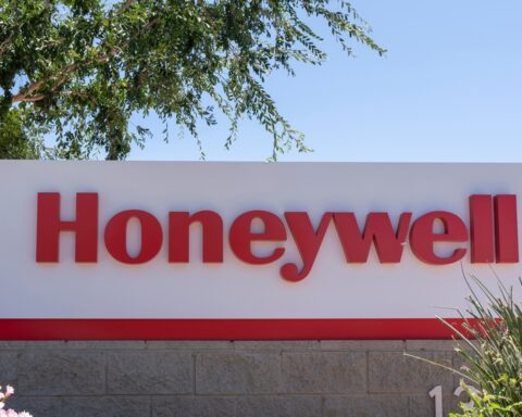 honeywell-secures-26%-price-cut-in-catalyst-deal