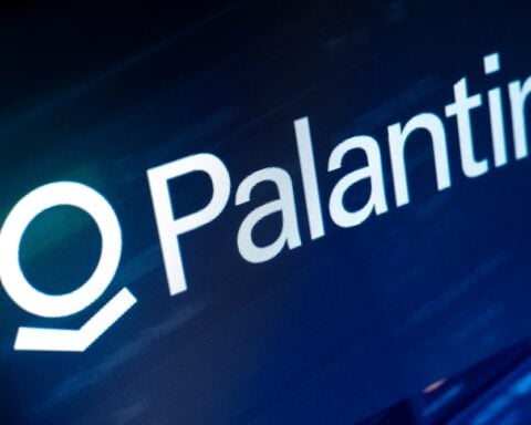 burry-revives-the-debate-around-palantir