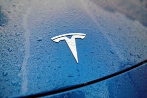 jpmorgan-doubles-down-on-tesla-warning