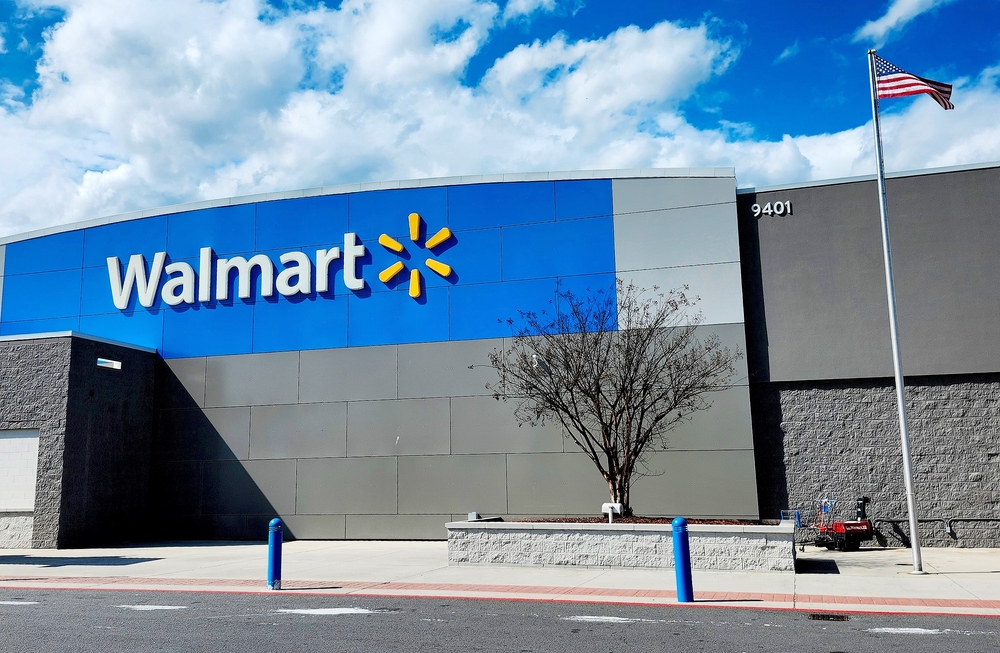 walmart-outlook-raises-consumer-concerns